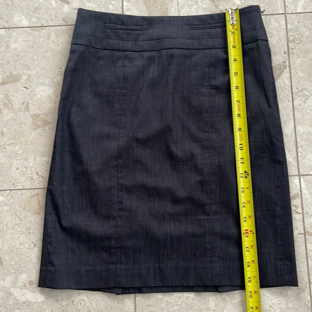 Cotton/spandex blend LOFT skirt